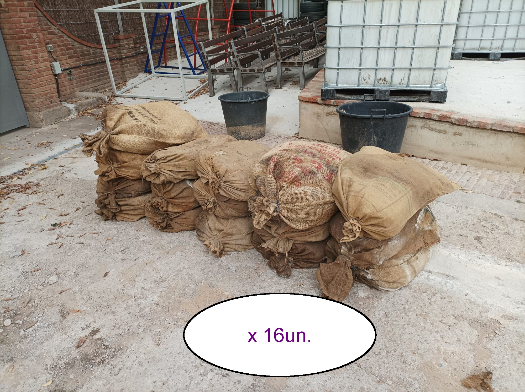 saco arpillera relleno de sacos 16u.